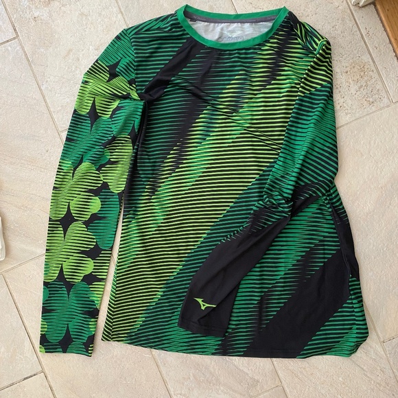 Mizuno Tops - Mizuno women’s performance long sleeve size M